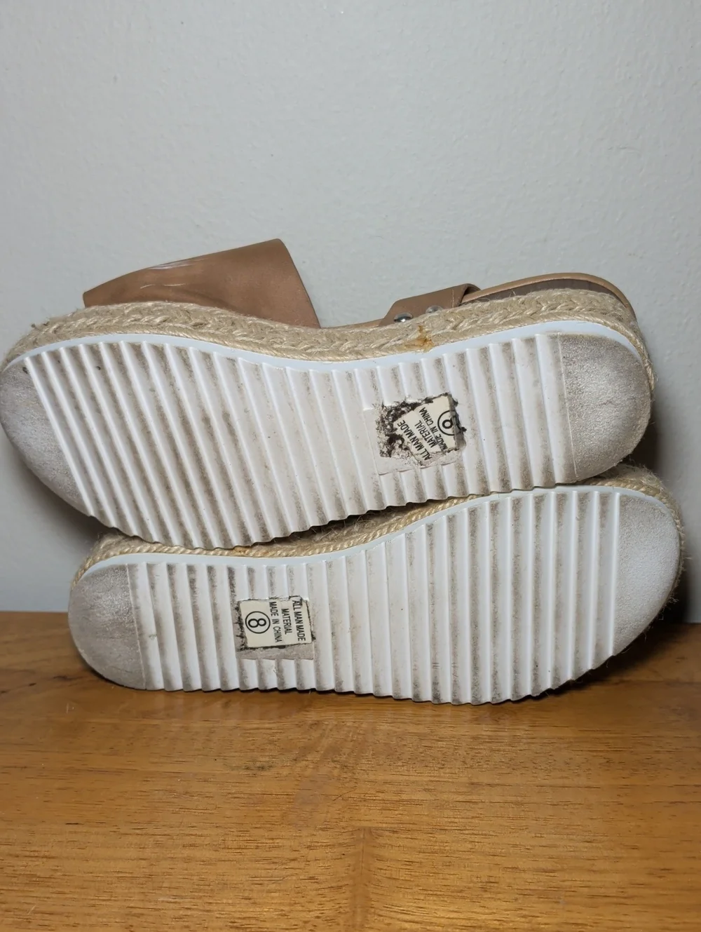 Soda Topic Espadrille Platform Sandals Tan Faux Suede Ankle Strap Women's Size 8